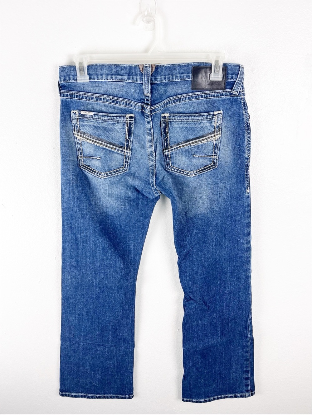 ARIAT M7 Rocker Boot Cut Distressed Denim Jeans 34 Casual Festival Concert Rodeo - Picture 2 of 12